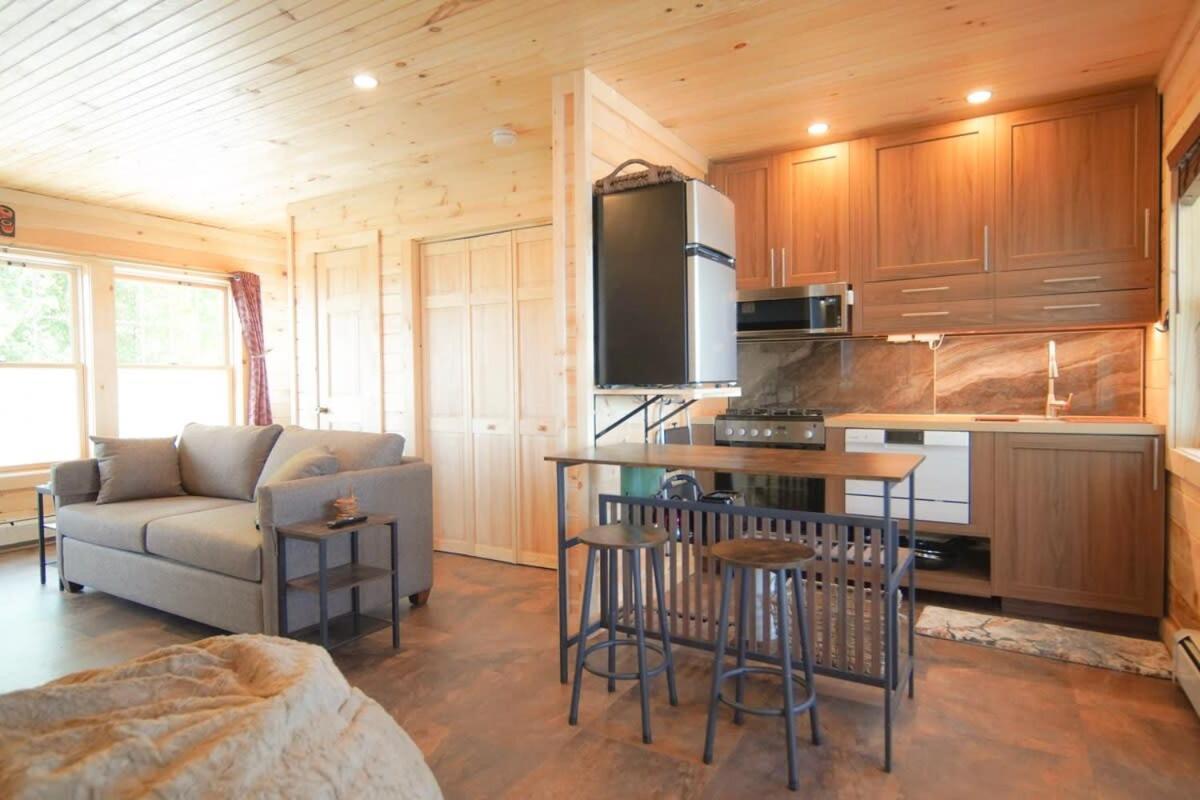 Loza House Adirondack Skydeck Unit Lake Front Plattsburgh Bagian luar foto